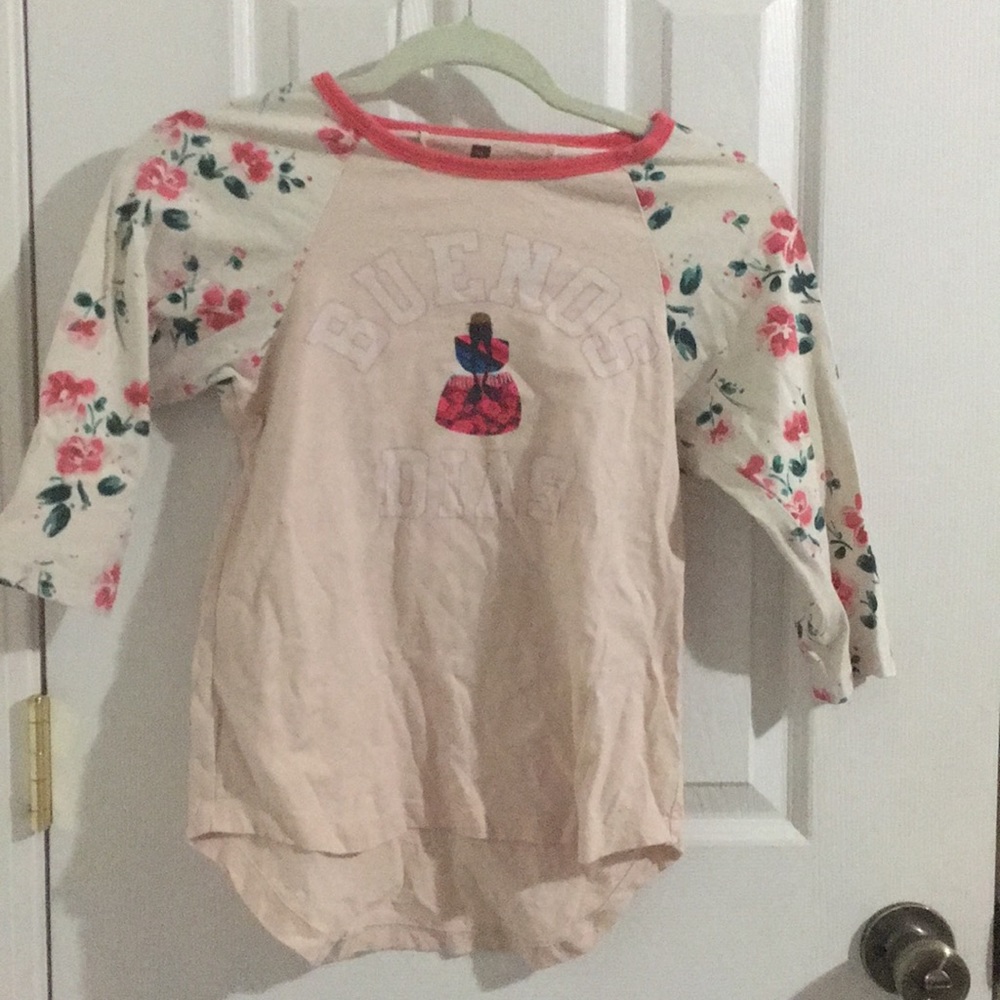 Girls Capri sleeved tee